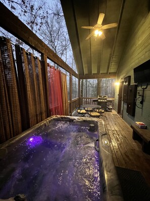 Outdoor spa tub - Travelin Lights;Perfect Cabin Experience- Sleeps 4 (Broken Bow)