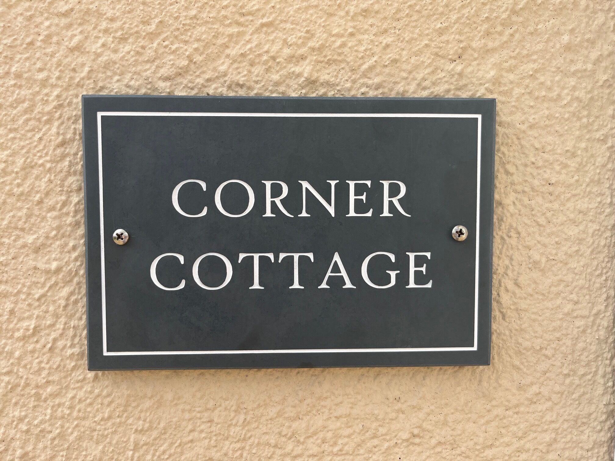 Charming 1-bedroom cottage with parking - 5 miles to Cambridge