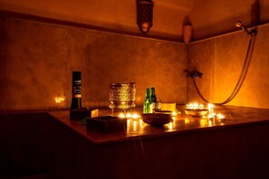 Baño de vapor, tratamientos corporales y envolturas corporales 