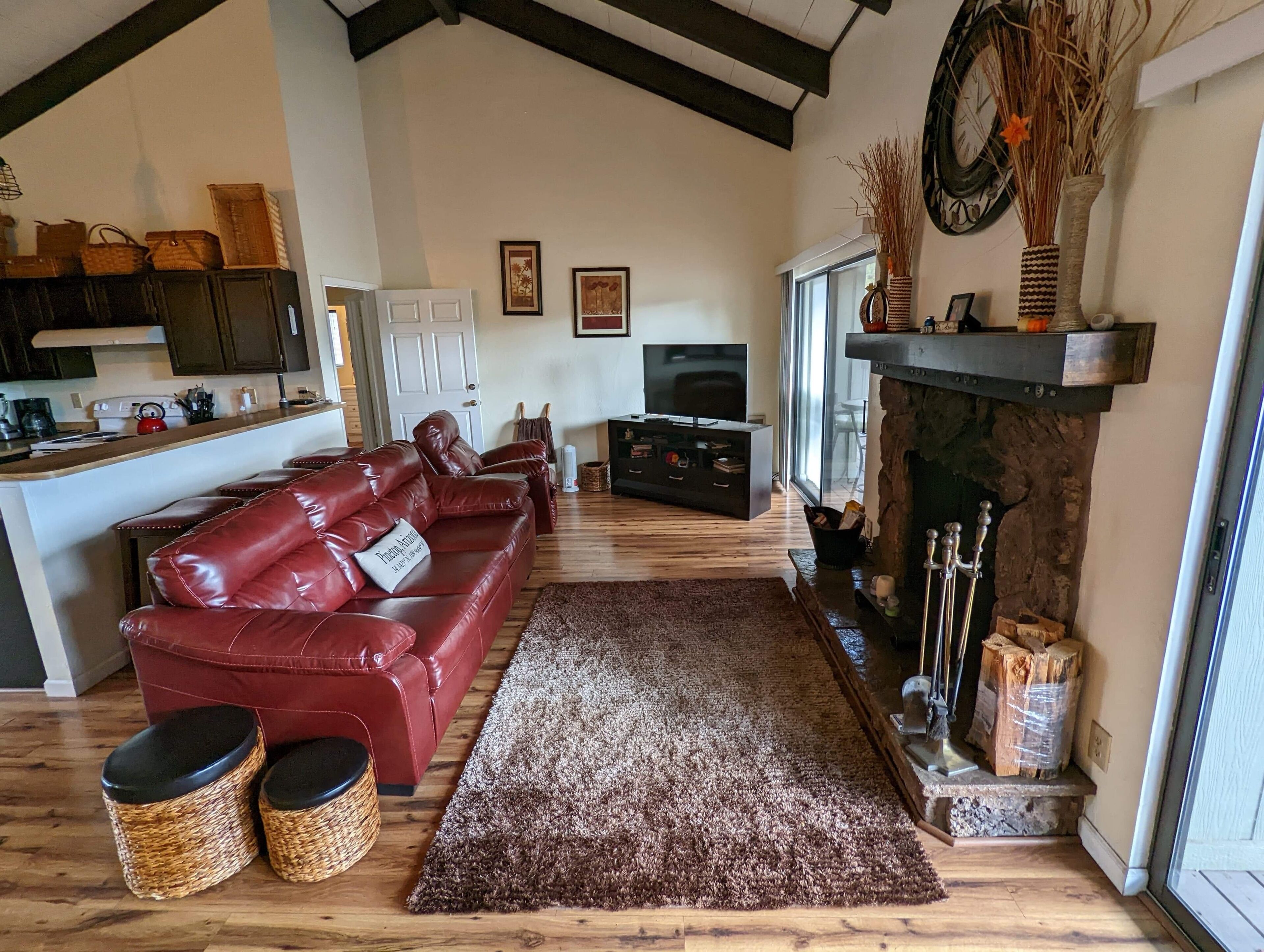 Beautiful Bell's Bungalow in the heart of the White Mountains , Pinetop AZ!