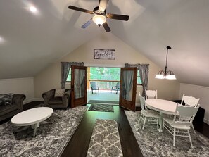 Smart TV, table football