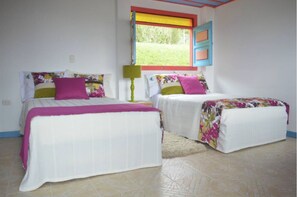 6 chambres, bureau, accĂšs au Wi-Fi (inclus), literie fournie