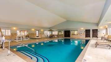 Indendørs pool