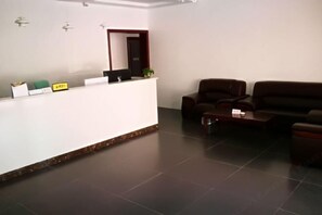 Interior - Beijing Dongshanyuan Hotel (Beijing)