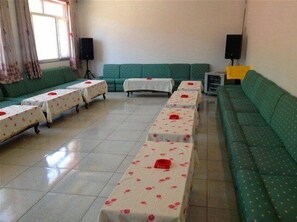 Living room - Beijing Dongshanyuan Hotel (Beijing)