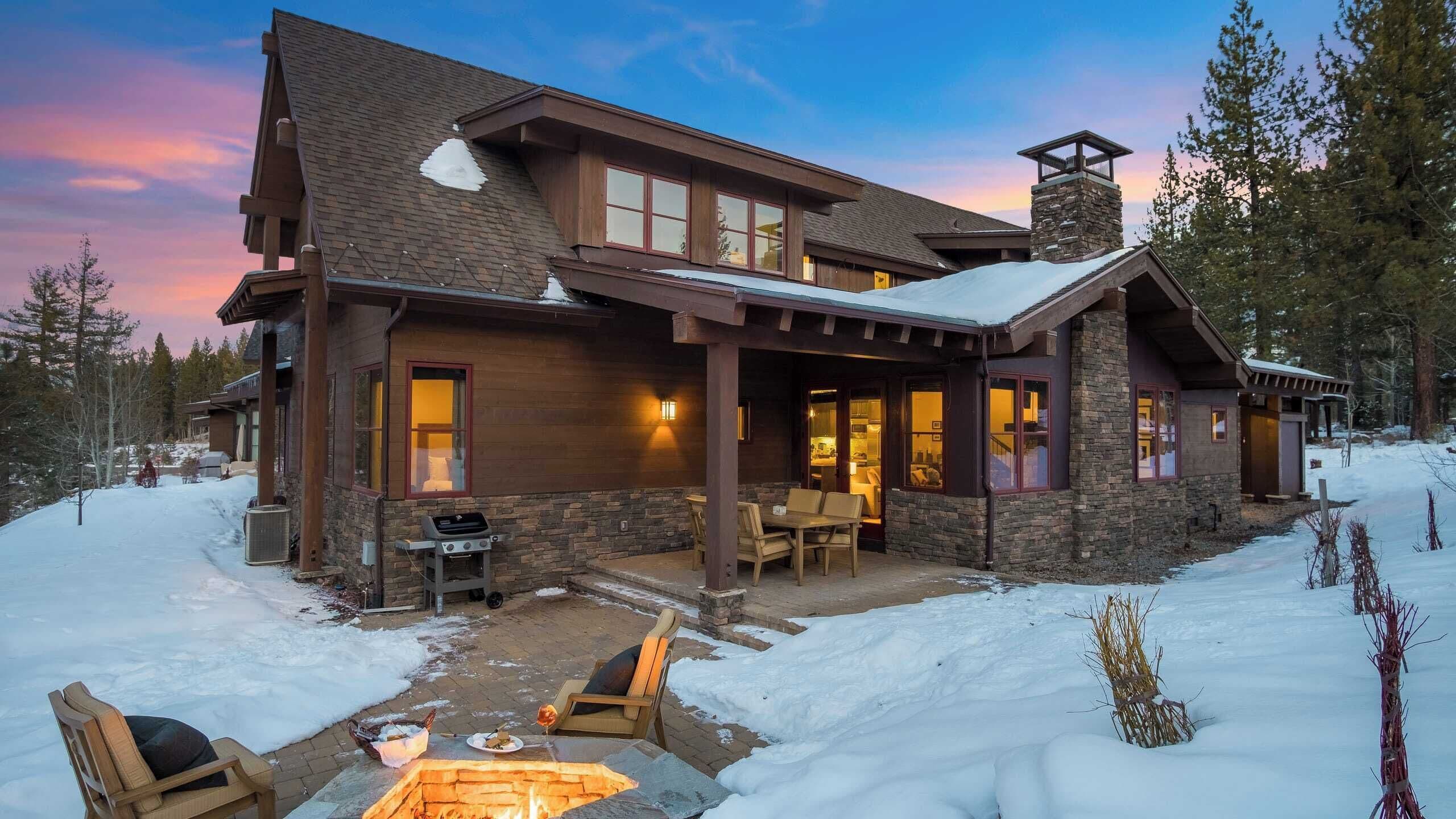 House (5 Bedrooms) | Front of property