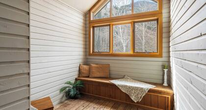 Cimarron Lodge 7 by Avantstay Ski-in/ski-out Property in Complex w/ Two Hot Tubs!
