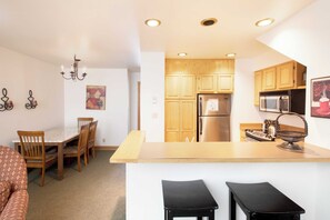 Casa (2 Bedrooms) | Interior