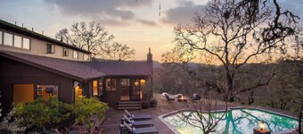 Gable by Avantstay Beautiful 3.5 Acre Oasis w/ Gorgeous Views, Pool & Hot Tub