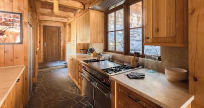 Hunter by Avantstay Riverfront Cabin w/ Prvt Cottage 5mins From Palisades