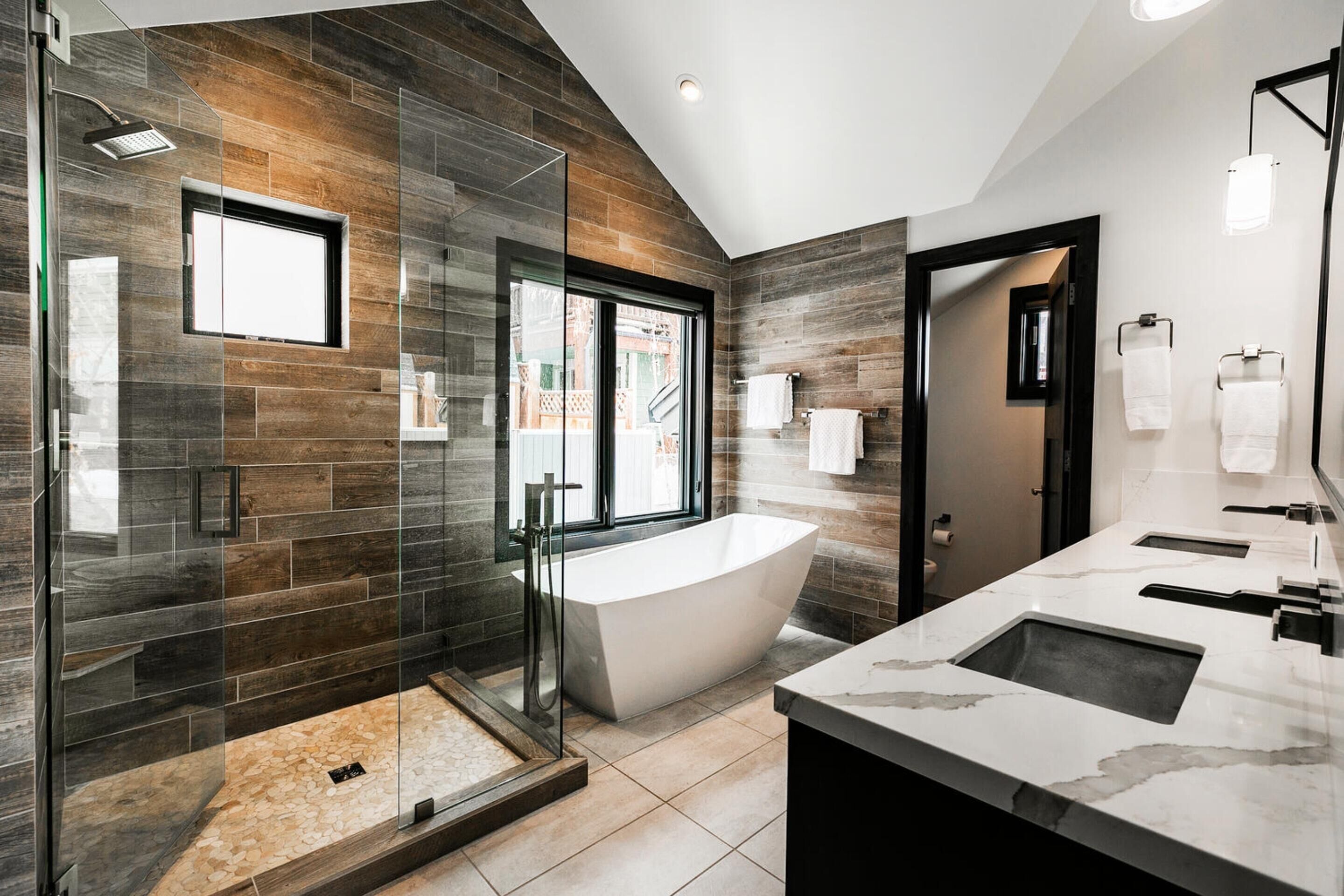 Maison (4 Bedrooms) | Salle de bain | Baignoire, articles de toilette gratuits, serviettes fournies