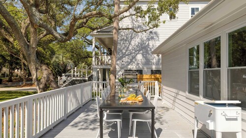 Lumie by Avantstay 5BR Ranch w/ Firepit + Patio