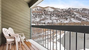 House (3 Bedrooms) | Front of property