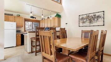Nhà (3 Bedrooms) | Nội thất