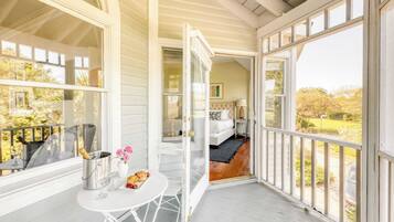 Villa (6 Bedrooms) | Interior