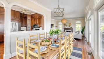 Villa (6 Bedrooms) | Interior