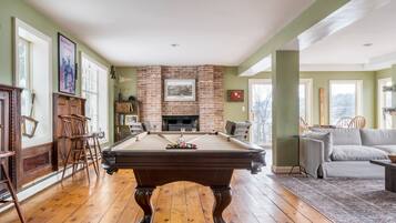 Game room