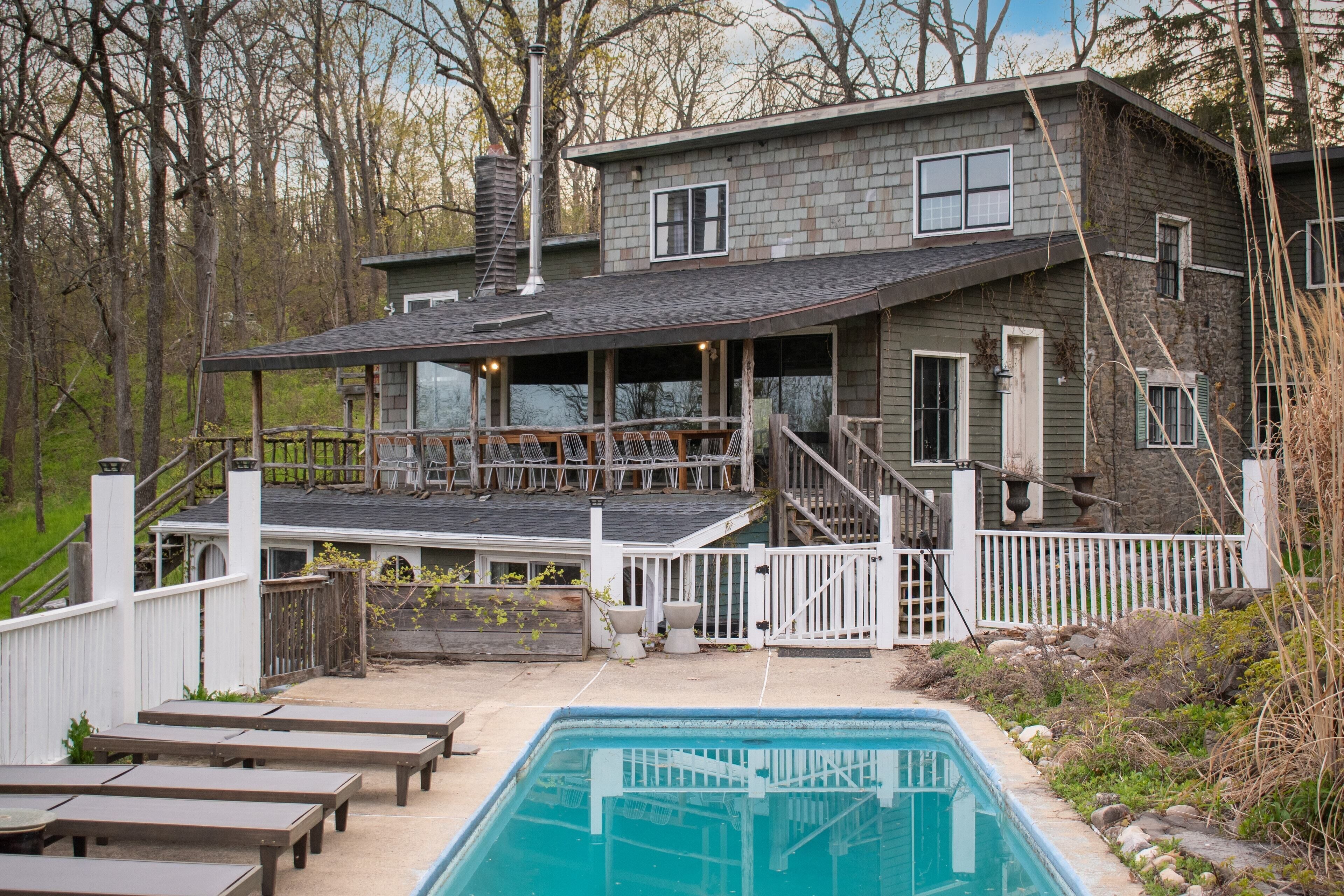 Hồ bơi ngoài trời 