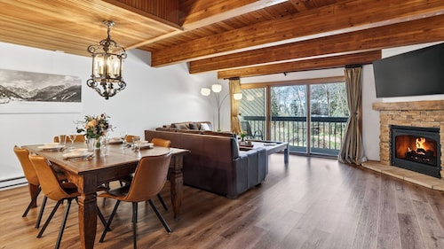 Riverside Condos C102 by Avantstay Condo Close To Downtown, Town Park & Ski Lift #8