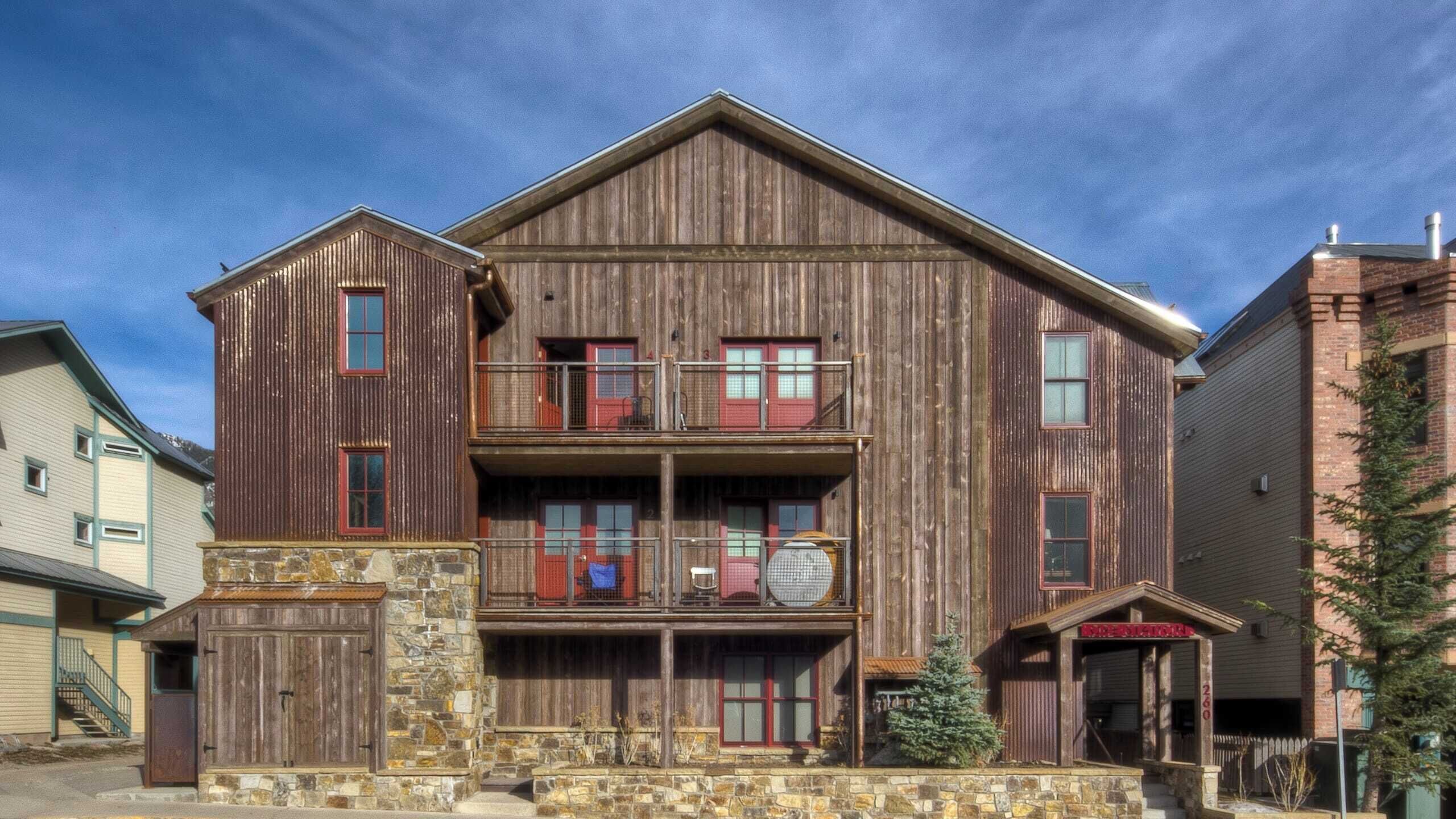 Apartment (2 Bedrooms) | Front of property