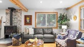 House (3 Bedrooms) | Interior - Sweet Pine Deck + Hot Tub, Cozy Modern Interior Close to Ski Resort! (Tahoma)