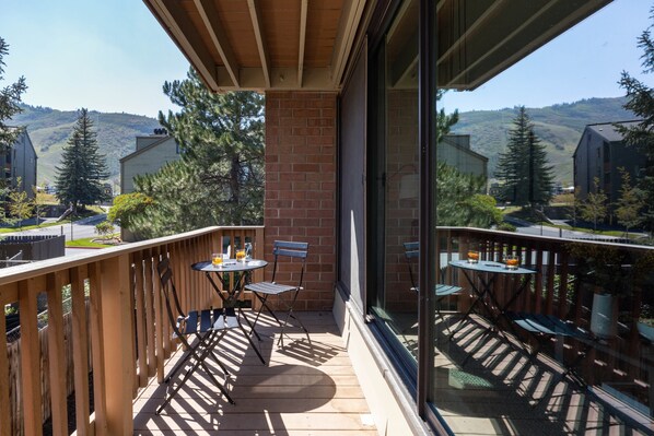 Khu ẩm thực ngoài trời