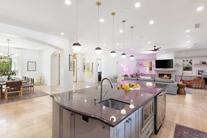 Villa (Multiple Bedrooms) | Interior - The Date Palm Estate by Avantstay Luxurious Private Retreat! (Indio)