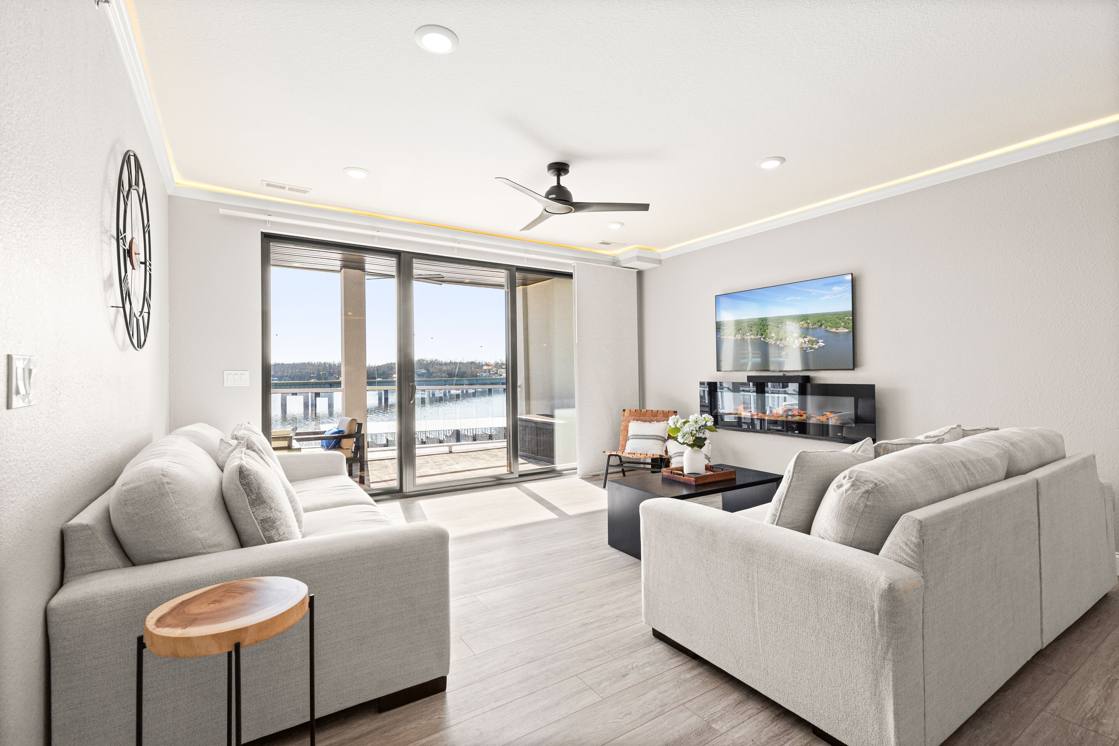 TV connectée, cheminée