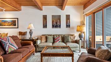 55-inch TV with digital channels, fireplace, streaming services