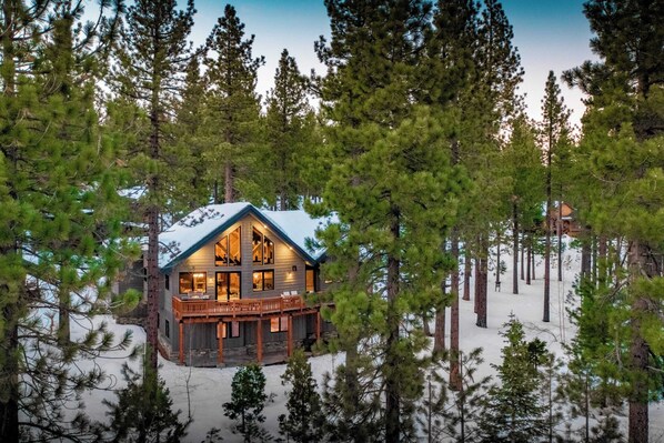Interior - Coyote Moon by Avantstay Cabin W/sauna Mins From DT Truckee & Northstar (Truckee)