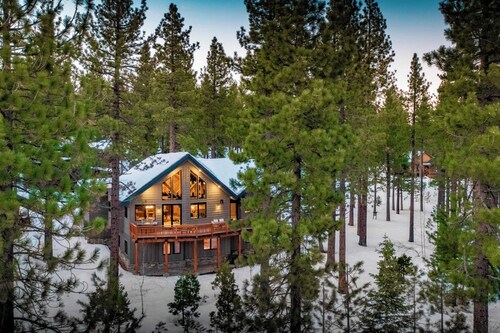 Coyote Moon by Avantstay Cabin W/sauna Mins From DT Truckee & Northstar