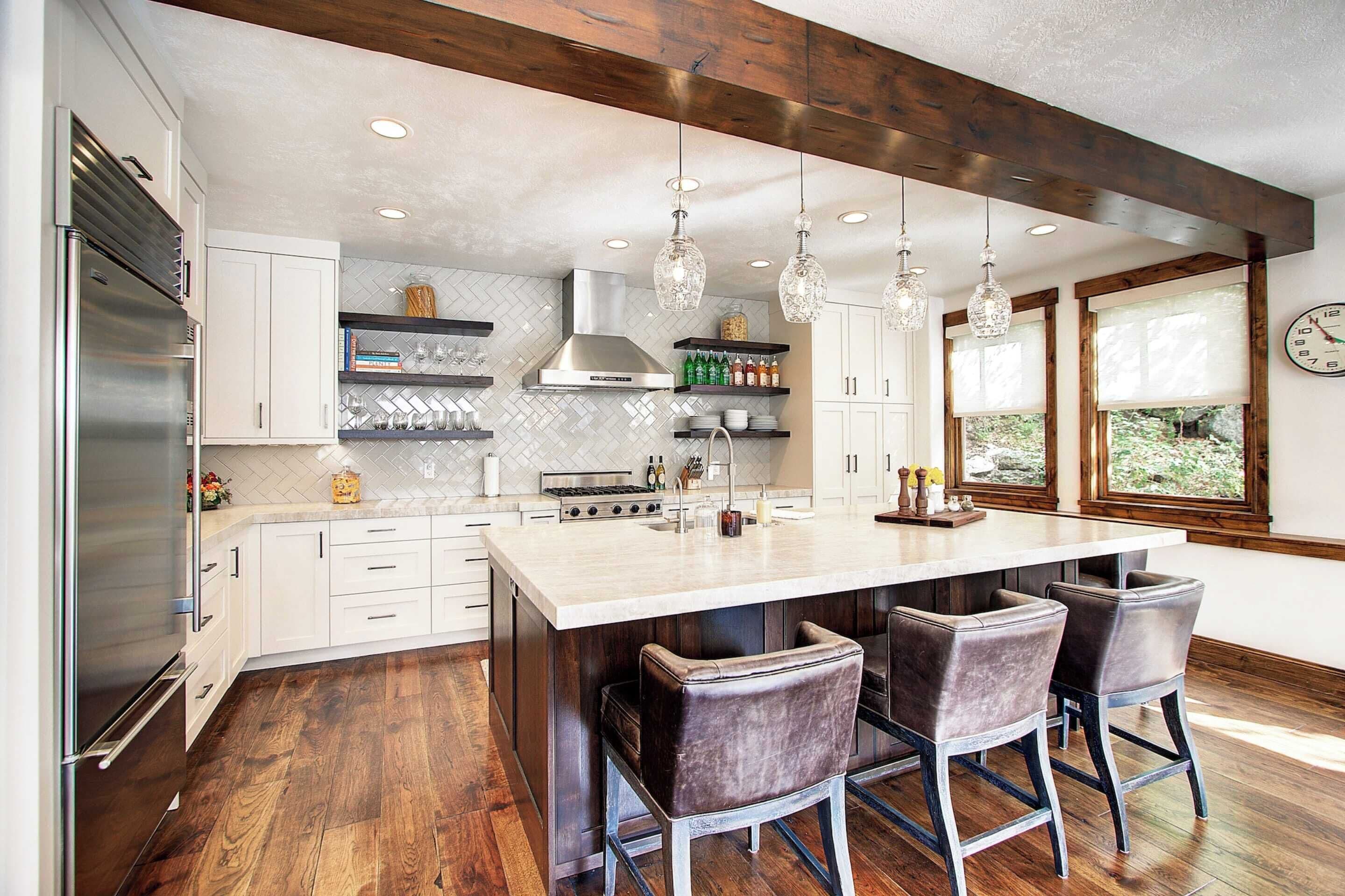 House (5 Bedrooms) | Private kitchen | Coffee/tea maker, fridge, microwave, oven