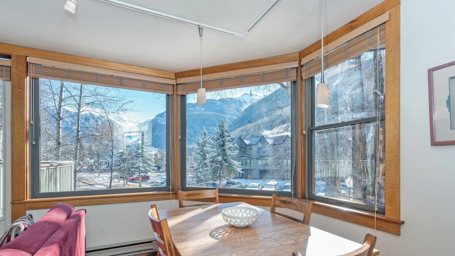 Plunge A by Avantstay Stunning Views & A Block From Lift #7