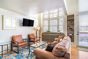 House (1 Bedroom) | Front of property