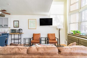 House (1 Bedroom) | Interior