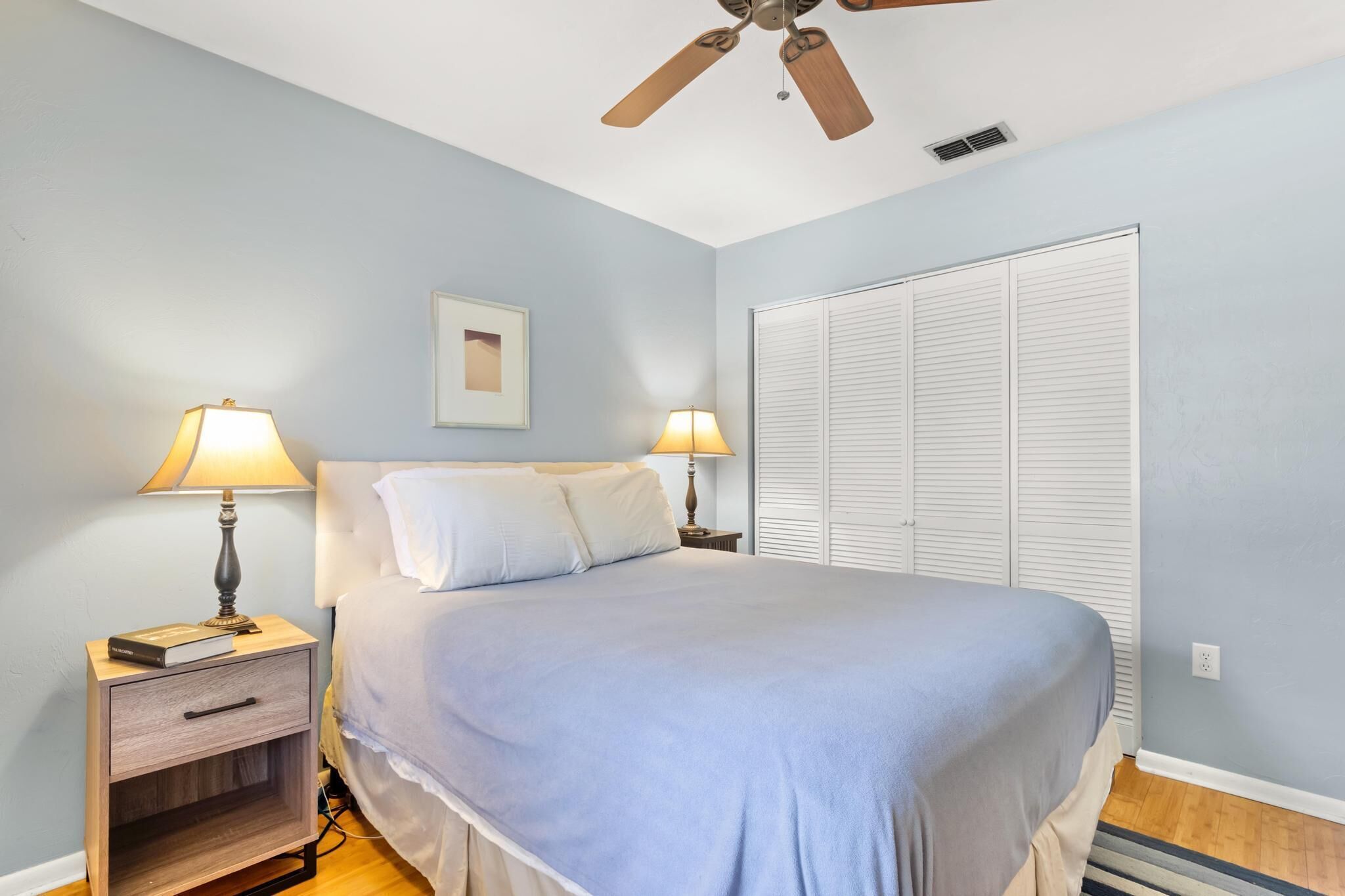 3Bd 2Bath home 5 miles to Stadium/Campus/Downtown!