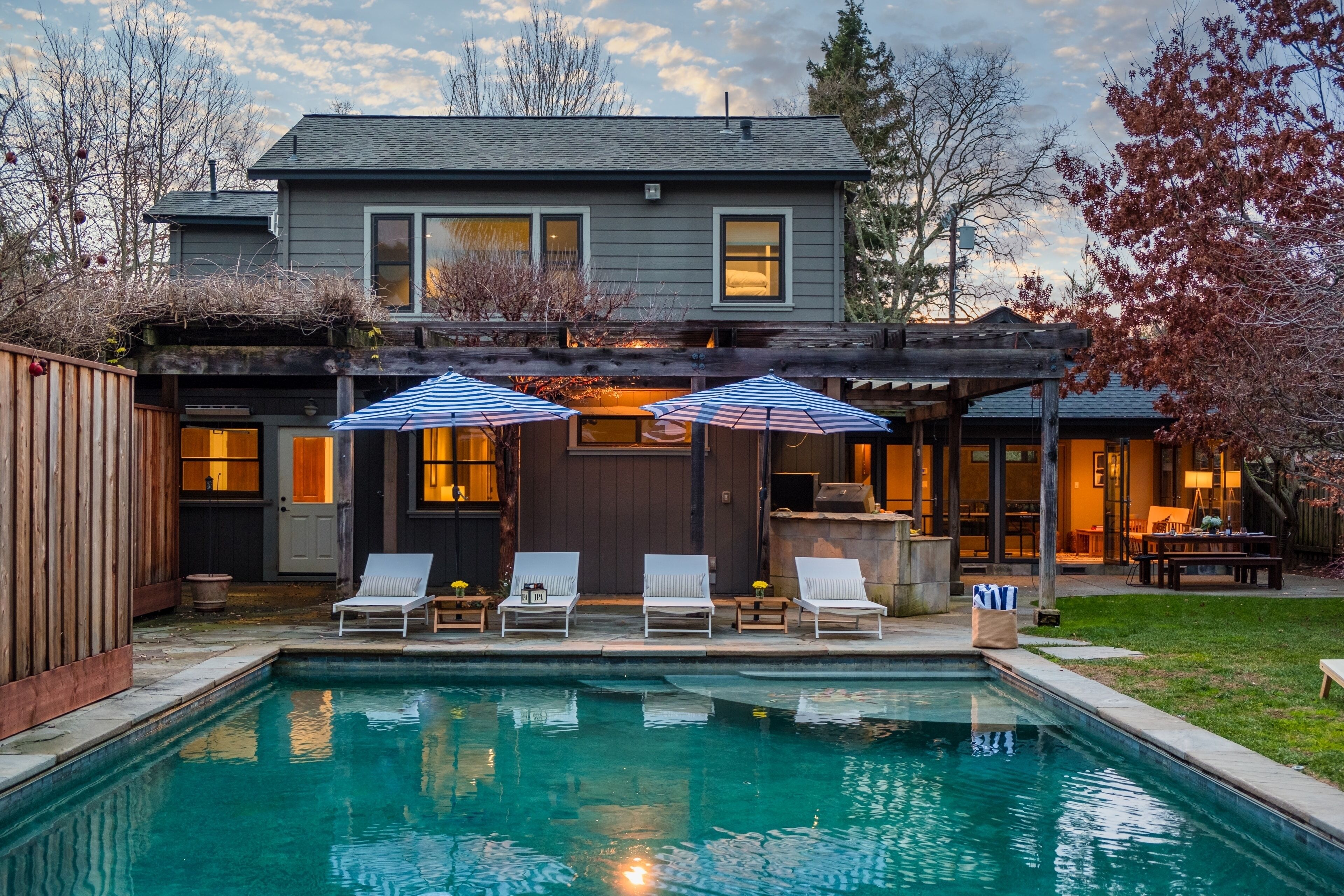 Cypress by Avantstay Warm & Modern Home in Santa Rosa w/ Amazing Pool
