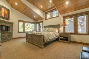 House (4 Bedrooms) | 4 bedrooms, desk, iron/ironing board, free cots/infant beds - Sawtooth by Avantstay Spacious Pine Tree Cabin w/ Hot Tub (Truckee)