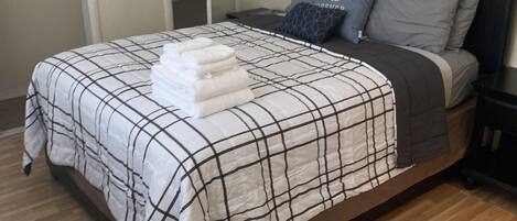 1 Schlafzimmer, Bügeleisen/Bügelbrett, WLAN, Bettwäsche