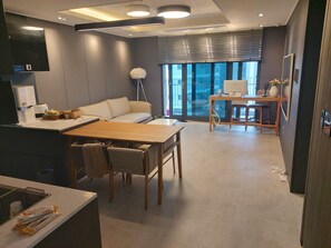 雙人或雙床房 | 起居區