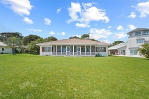 Exterior - Bill Smith House A - great location with ocean views (Jekyll Island)