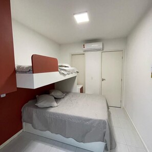 1 bedroom, iron/ironing board, free WiFi