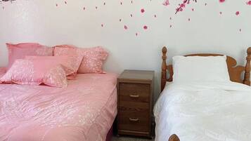 1 Schlafzimmer, Schreibtisch, kostenloses WLAN, BettwÀsche