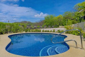 Alberca al aire libre 