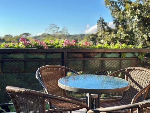 Wake Up with Birds in Monteverde - Forest Balcony & Walkable Location