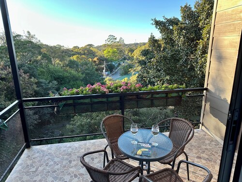 Wake Up with Birds in Monteverde - Forest Balcony & Walk to Reserves