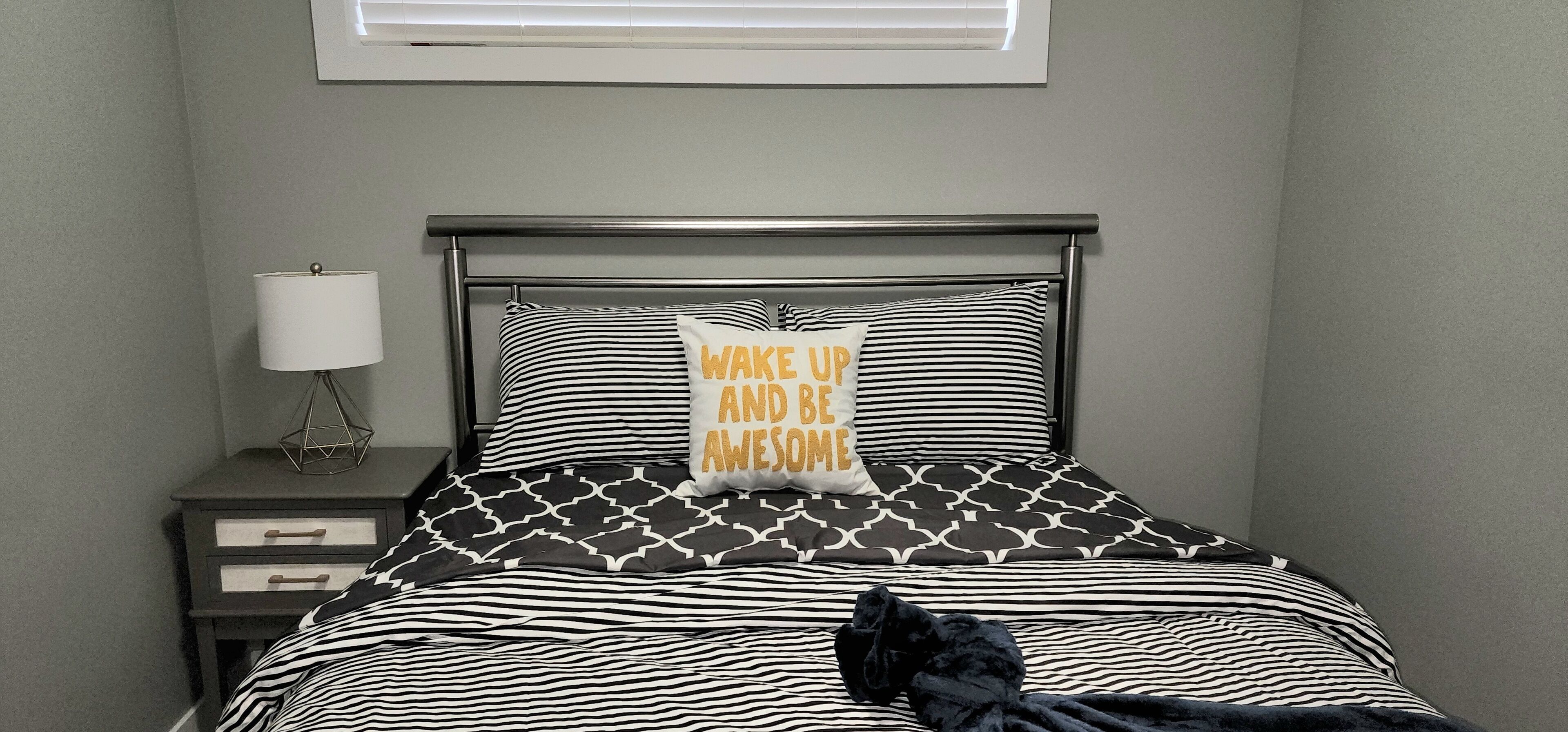 QUIET & COZY MODERN SUITE CLOSE TO RCMP