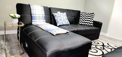 QUIET & COZY MODERN SUITE CLOSE TO RCMP