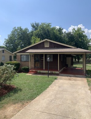 Exterior - Charming 3 bedroom house with park views  (Birmingham)