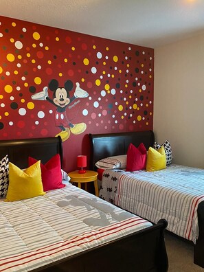 3 bedrooms, Internet - NEW! NEW! 3BR|2BA Townhouse - 7 Mins from Disney! (Kissimmee)